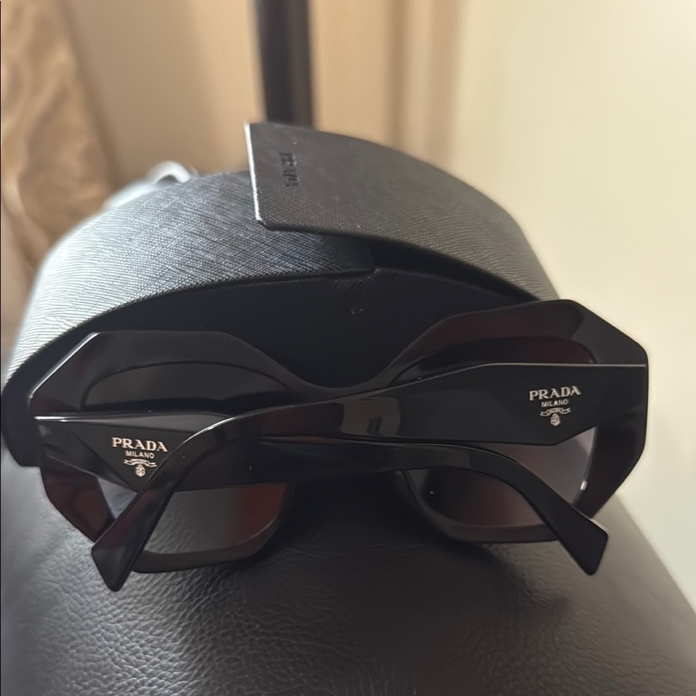 Prada Elegant Black Sunglasses